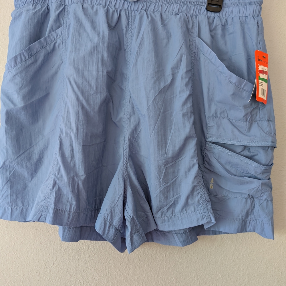 NWT Women's Bass Outdoors Packable Shorts Size L